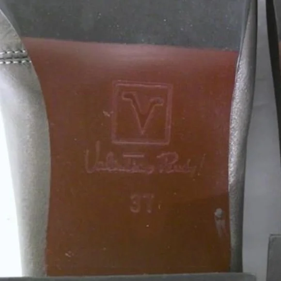 Valentino Rudy Women's Gray Pumps Sz 6.5 - Picture 13 of 14